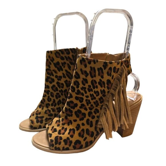Very Volatile Venus Leopard Print Fringe Peep Toe Ankle Sandal Sz 9 - Picture 1 of 9